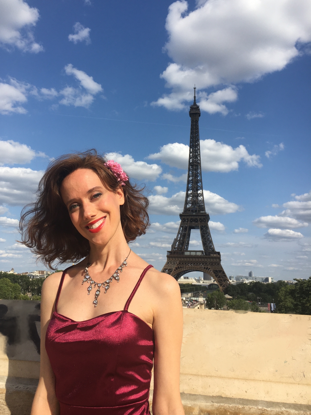 Clémence Lévy - Tour Eiffel - Diva in Paris